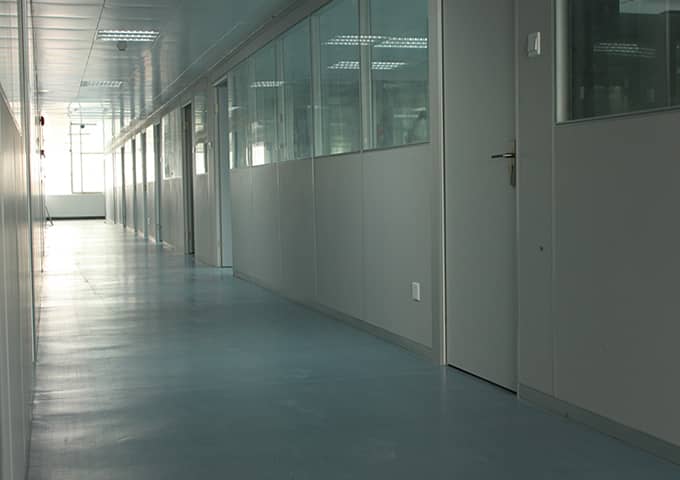 白云山制藥化驗實驗室設(shè)計裝修案例