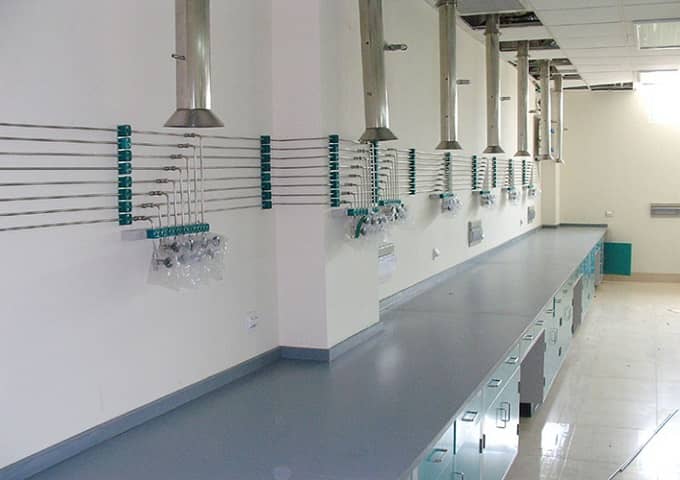 選擇正確的材料，實驗室裝修的關(guān)鍵決策