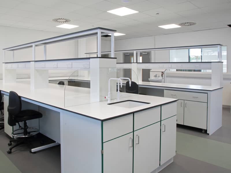 實驗室施工期縮短40天！資深實驗室裝修公司的「搶工期」秘籍