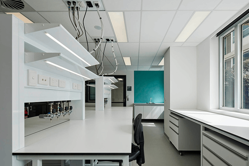 第三方檢測(cè)實(shí)驗(yàn)室 CMA 認(rèn)證：從分區(qū)隔離到儀器校準(zhǔn)的 20