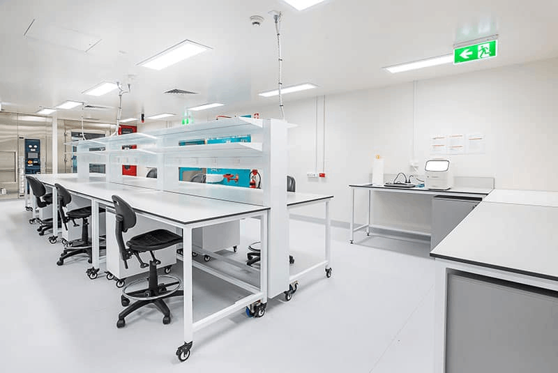 食品檢測(cè)實(shí)驗(yàn)室裝修必看：無(wú)菌操作臺(tái) + 微生物監(jiān)控系統(tǒng)的 I