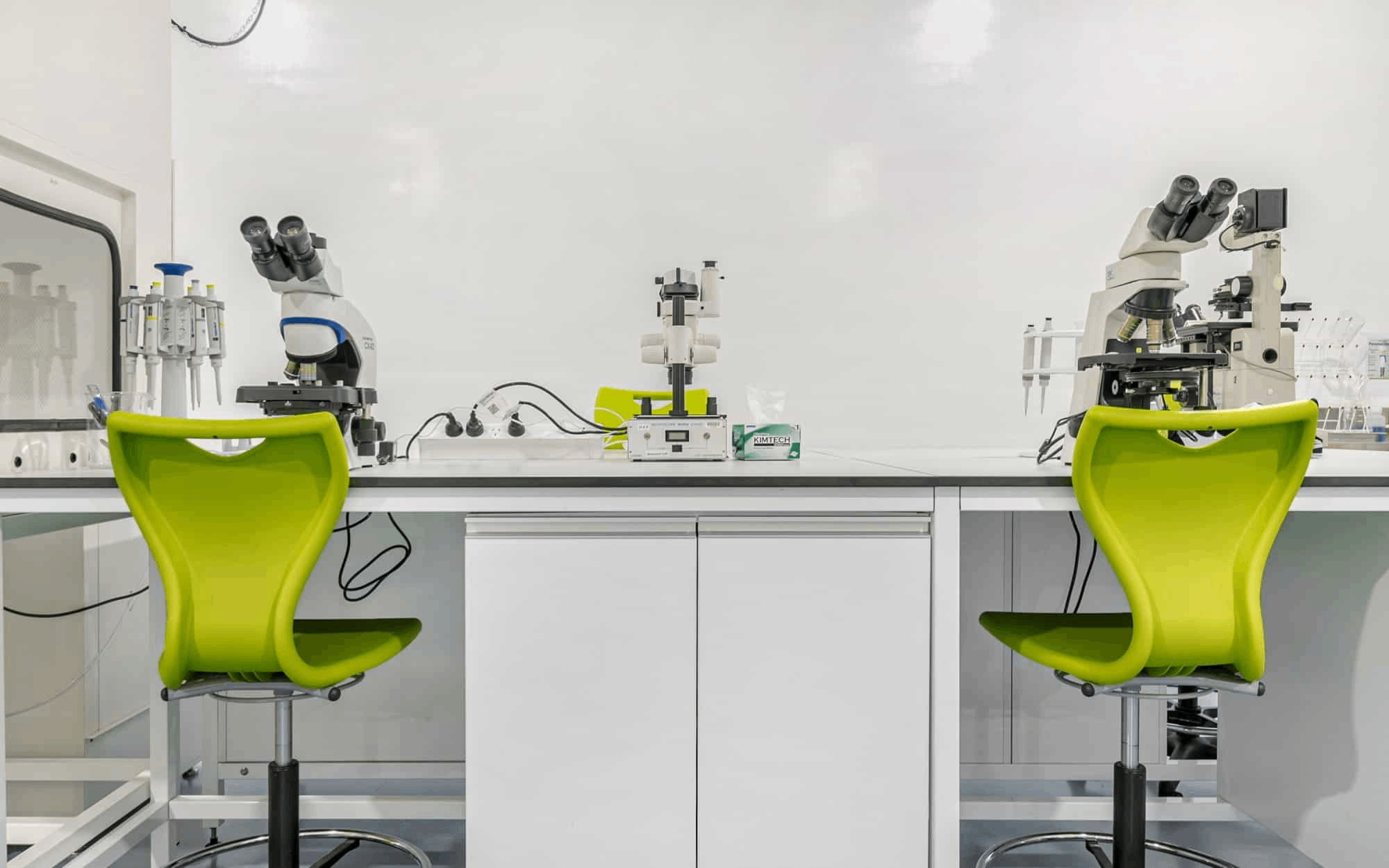 高校物理實驗室改造方案：防震臺 + 電磁屏蔽家具選型攻略